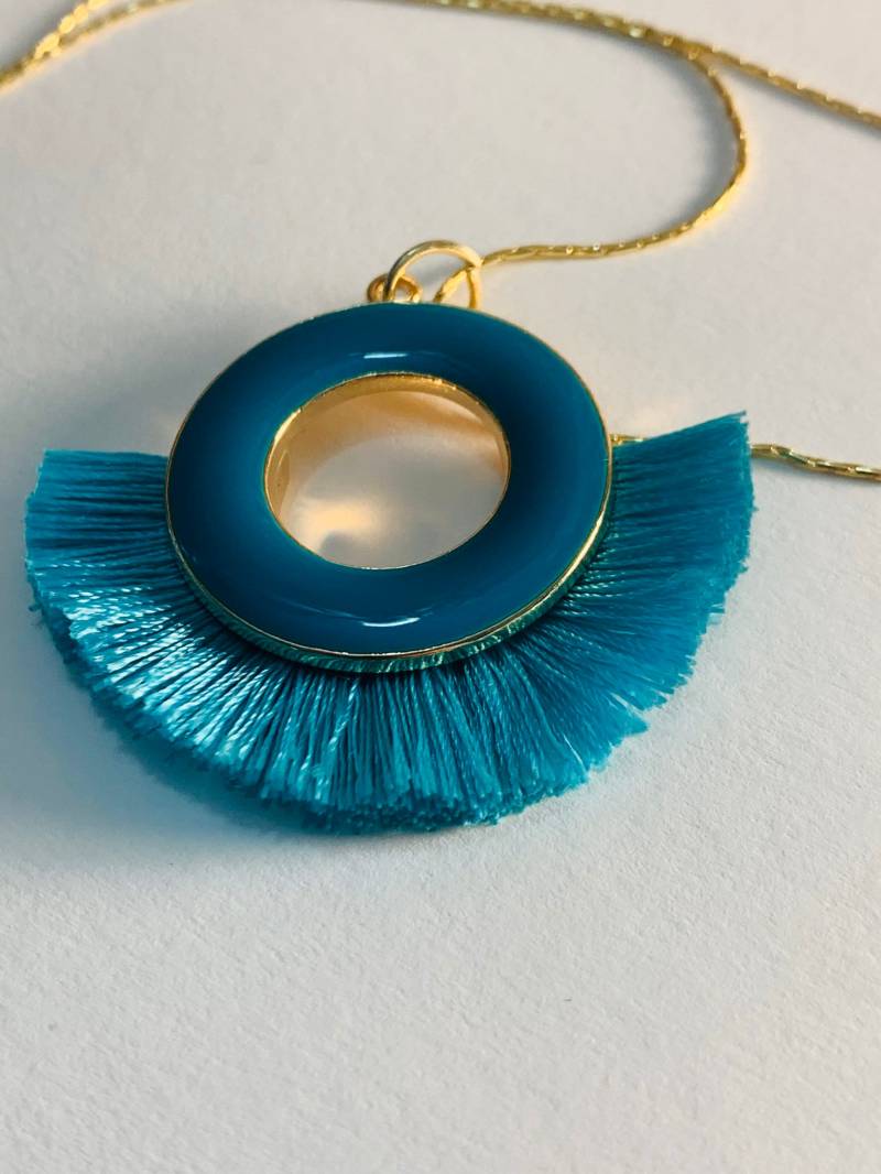 Blaue Quaste Halskette Boho Sommer Schmuck von JustBeadItByDrue