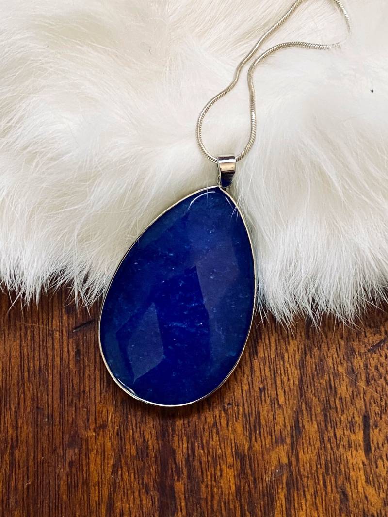 Blaue Teardrop Pendent - Echte Stein Rock-Kristall Sterling Silber Halskette Vintage Inspiriert von JustBeadItByDrue