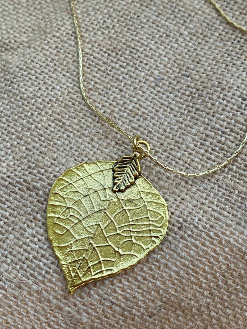 Echte Blatt Halskette 14K Gold Anhänger von JustBeadItByDrue