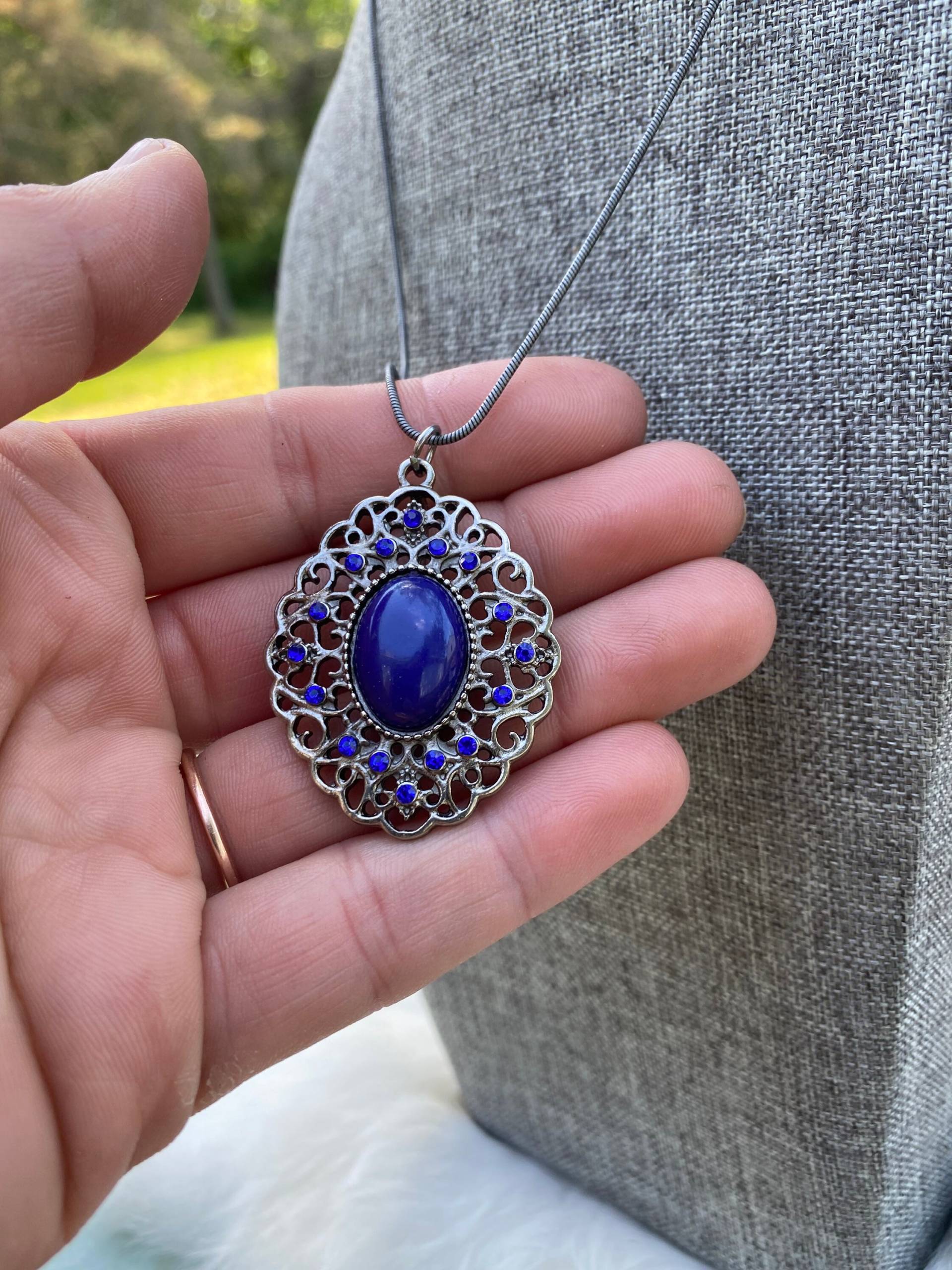 Lapislazuli Anhänger - Ovale Stein Blau Lapis Schmuck Edelstein Silber Justbeaditbydrue von JustBeadItByDrue