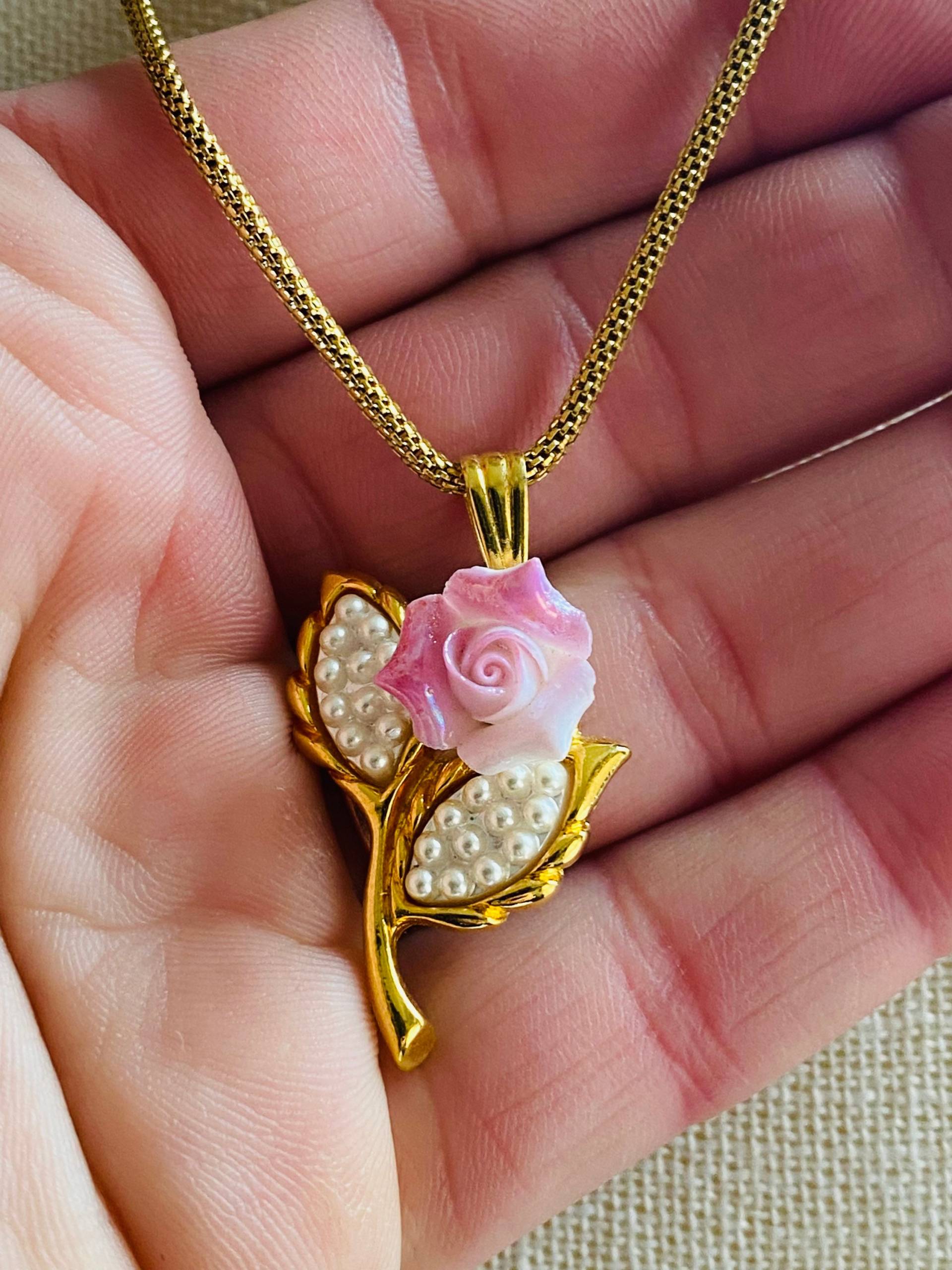 Perlen Rosen Schmuck - Vintage Avon Halskette Rosa Porzellan Rose Gold von JustBeadItByDrue