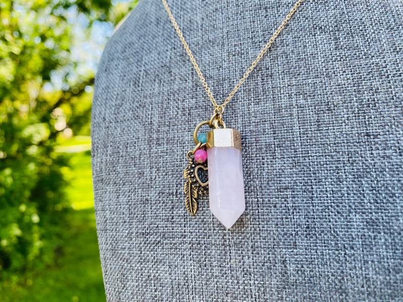Rosenquarz Kristall Halskette - Justbeaditbydrue von JustBeadItByDrue