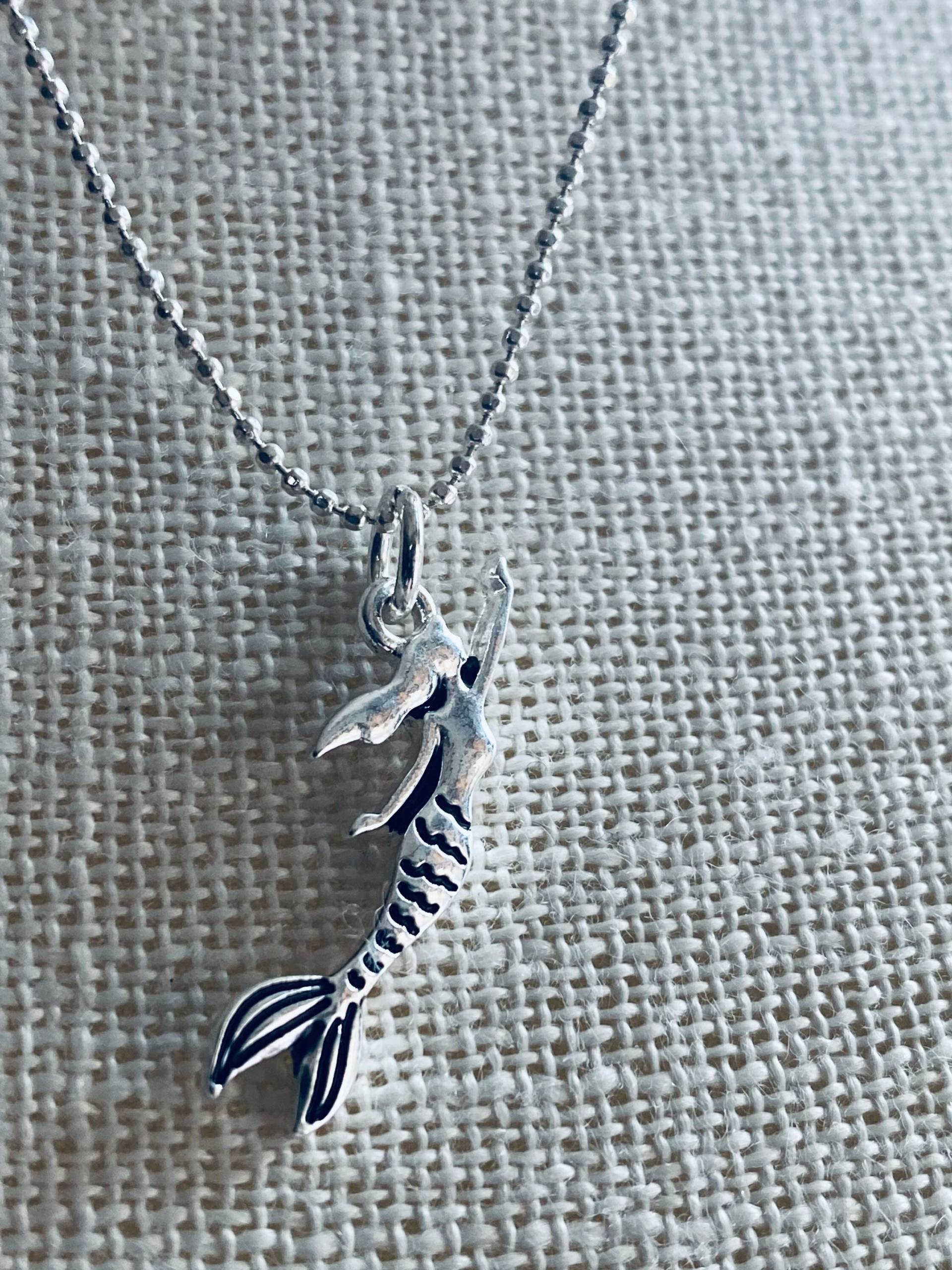 Silber Meerjungfrau Charm Halskette Ocean Schmuck Geschenk von JustBeadItByDrue