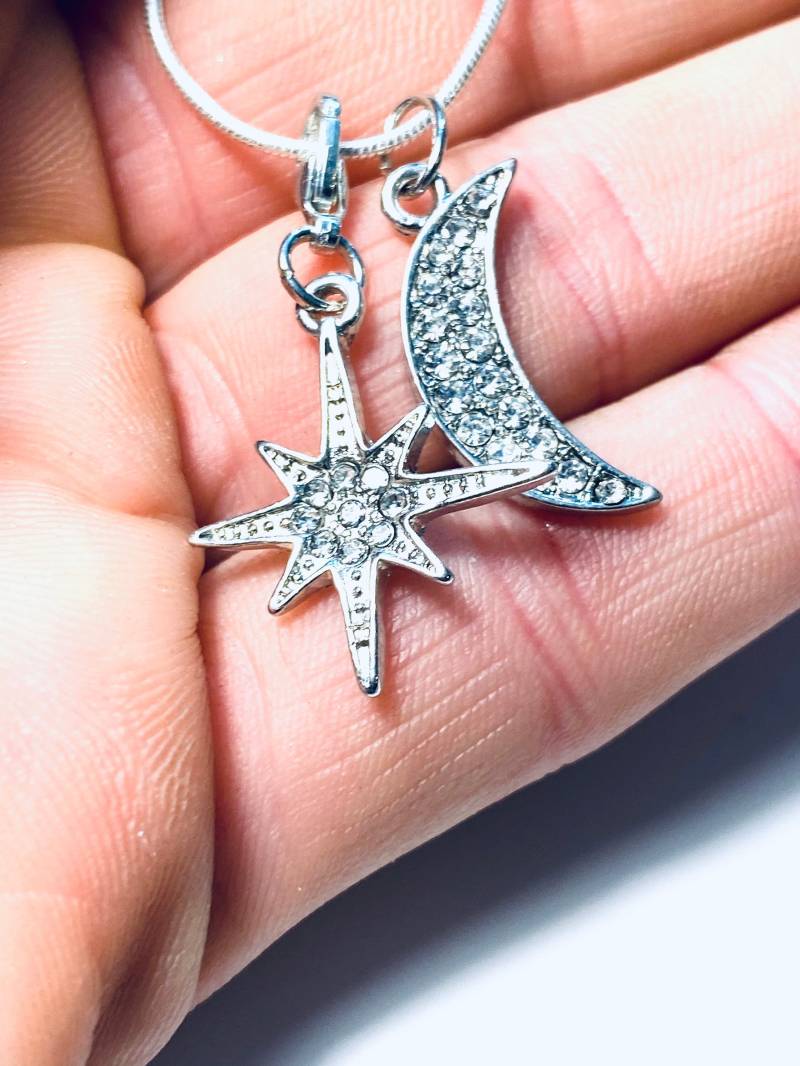 Silber Strass Mond & Stern Halskette - Halbmond Anhänger von JustBeadItByDrue
