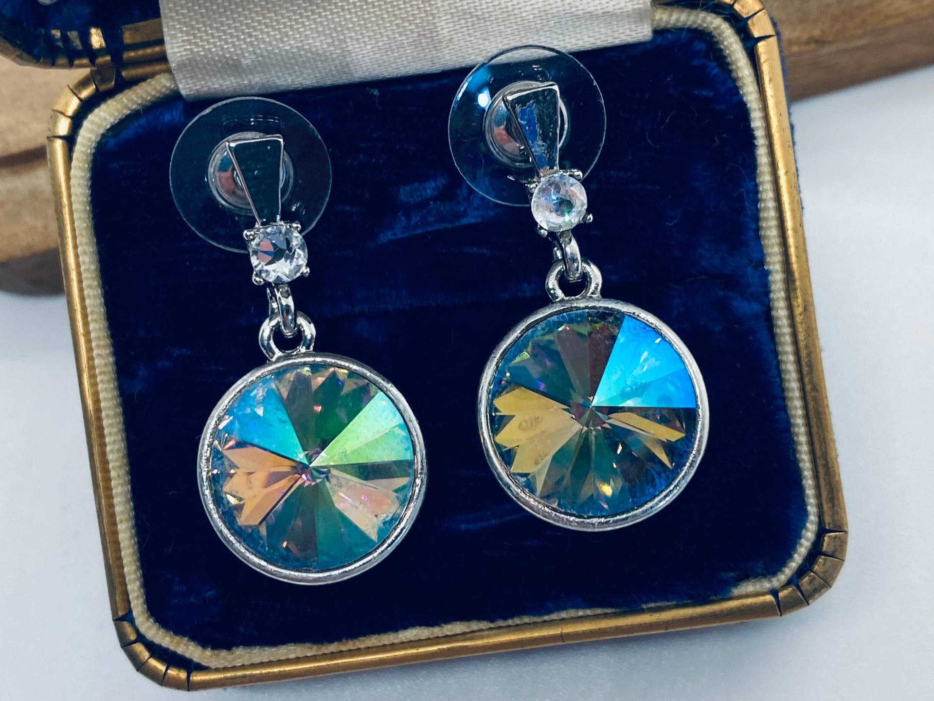 Swarovski Kristall Ohrringe - Regenbogen Hängeohrringe Sterling Silber von JustBeadItByDrue