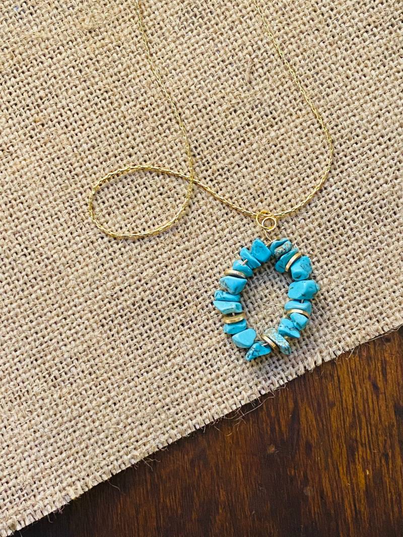 Türkis Perlen Kreis Halskette - Anhänger Handgemachter Schmuck Gold Kette Justbeaditbydrue von JustBeadItByDrue