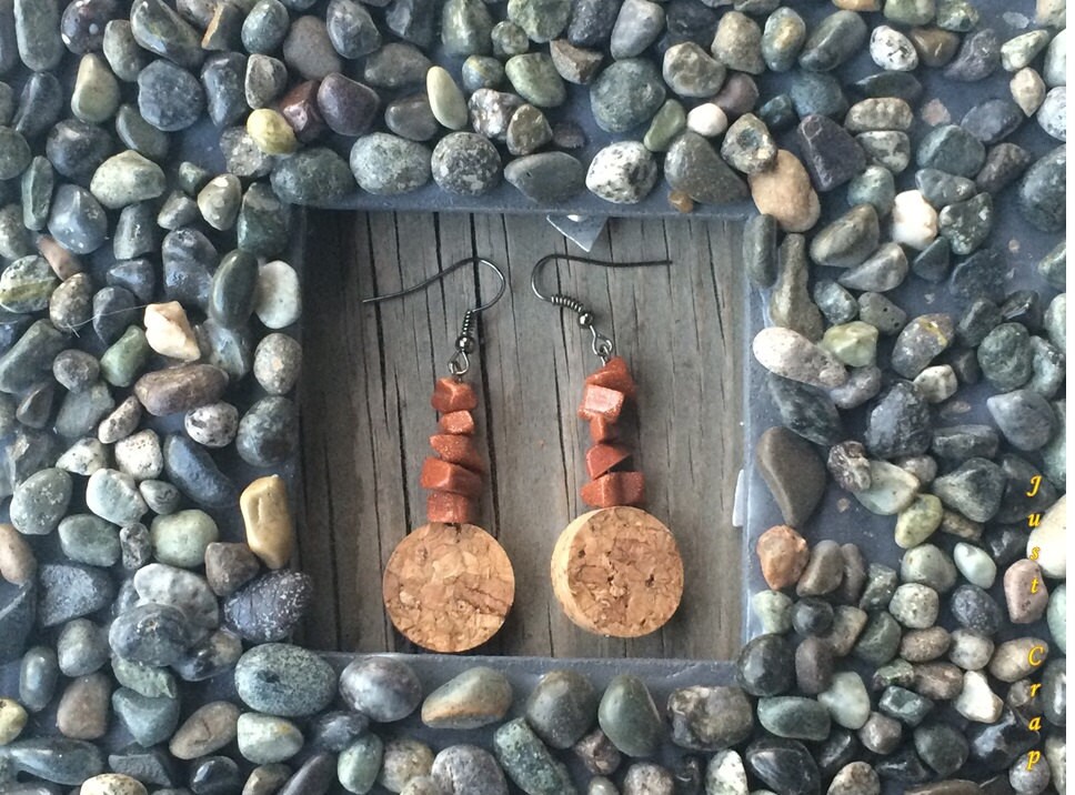 Weinkorken - Pebble Ohrringe Pebbly Brown von JustCrapp