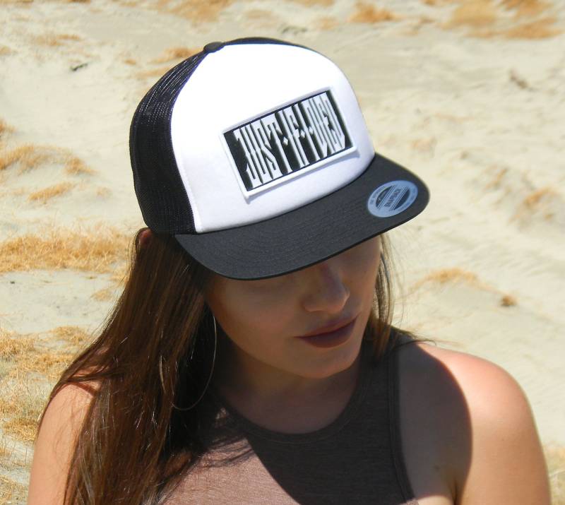 Trucker Snapback Hut Trucker Snapback Hut von JustIfIDied