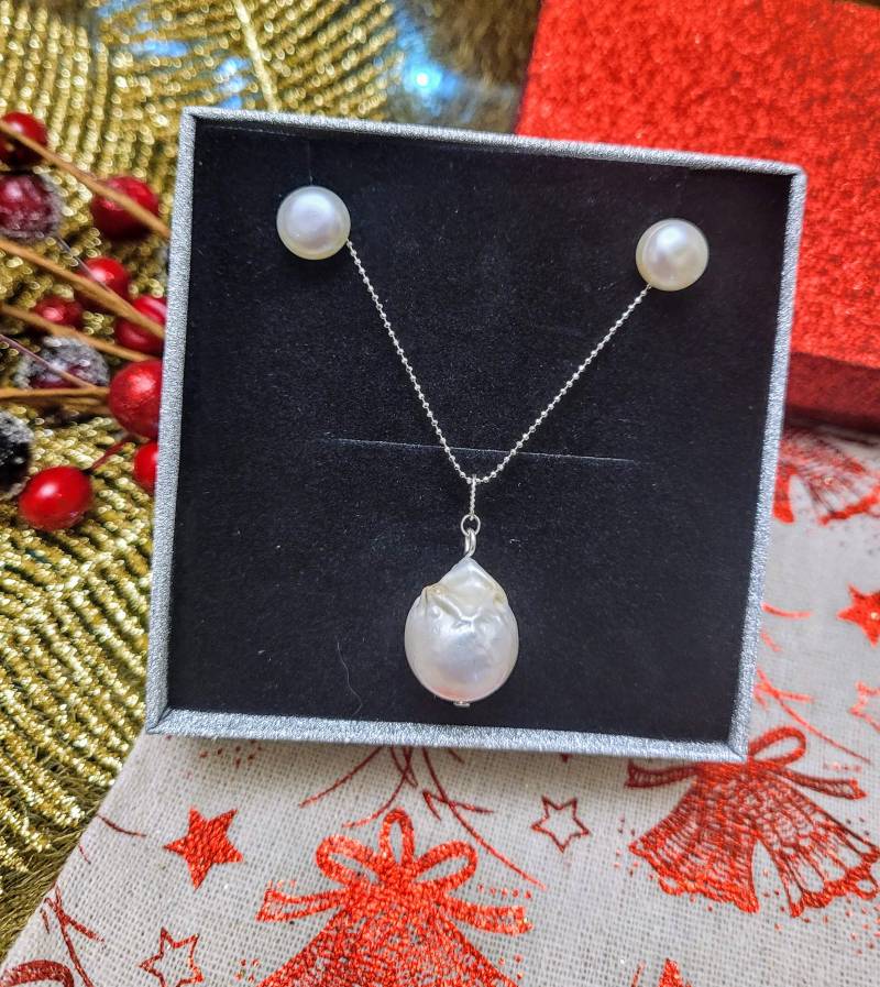 Aaa Barock Perlen Anhänger 20 X 15mm Ca. Mit Passenden Ohrstecker Und 16 "Kette. Ausgezeichnetes Geschenk. Kommt Verpackt." von JustJewelsOnline