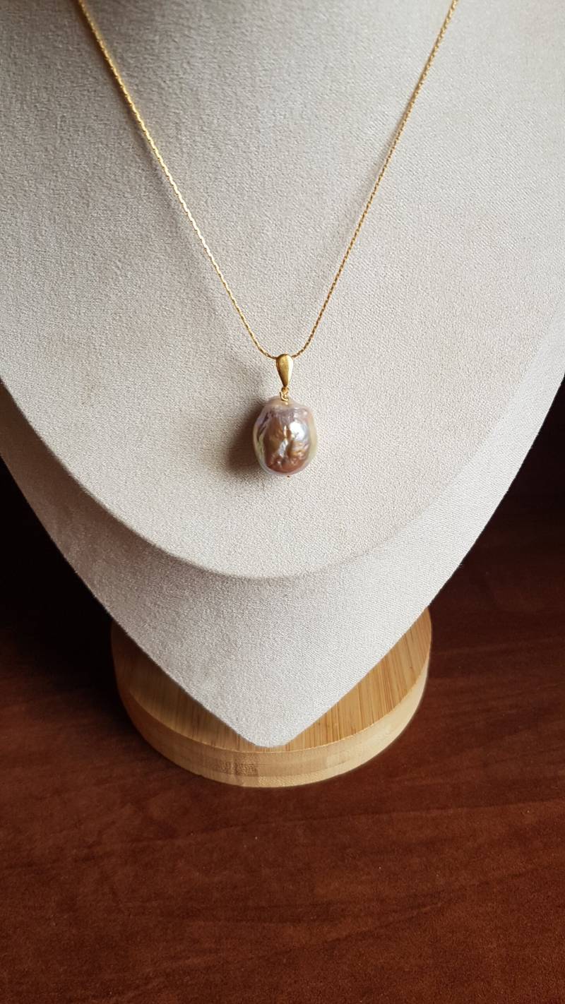 Aaaa Barocker Süsswasserperlen-Anhänger 20x15 An Goldgefüllter Öse. Kette Inklusive, Geschenkbox Oder Beutel. Größen & Formen Variieren Leicht von JustJewelsOnline