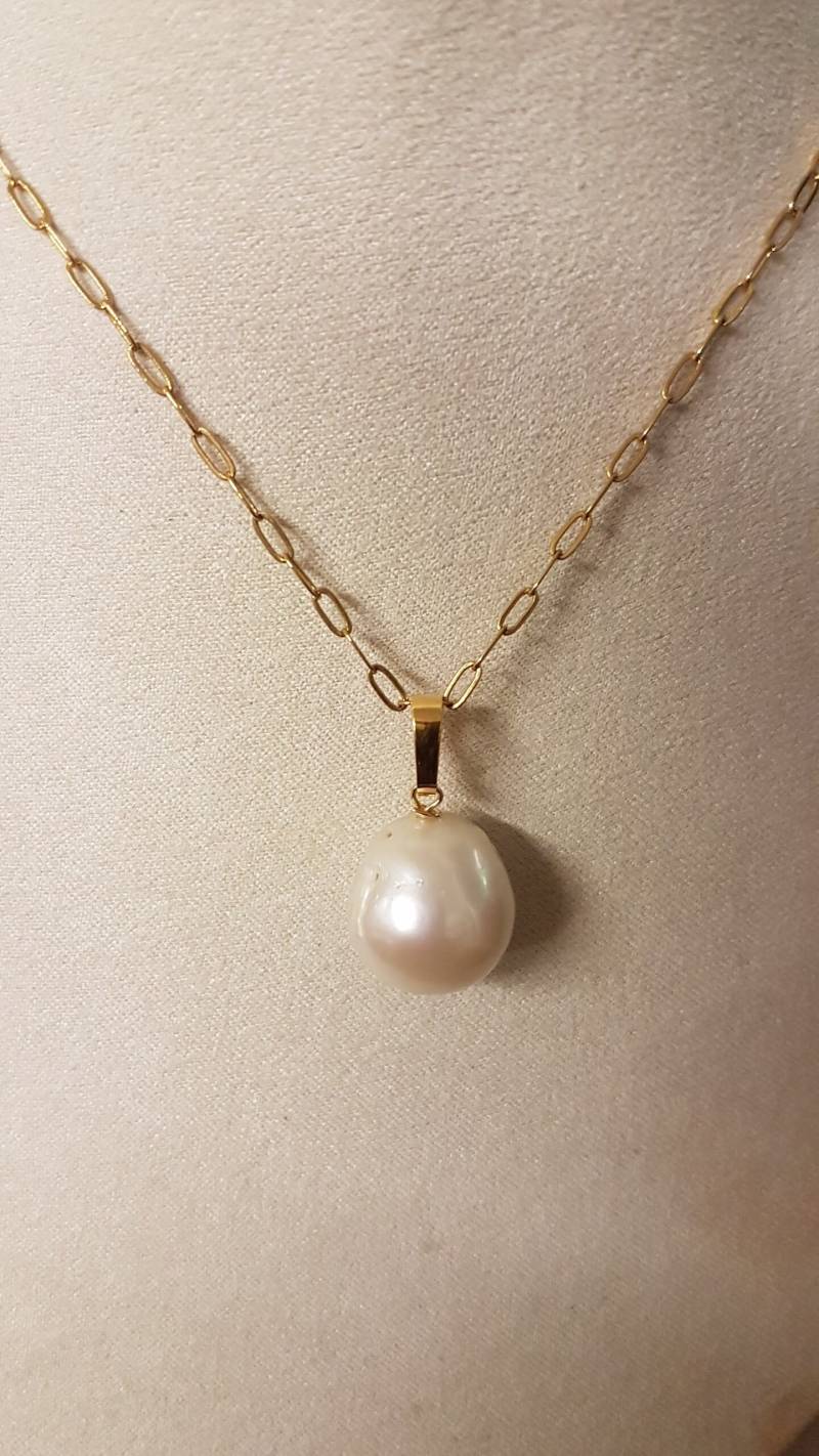 Barock Perlenanhänger 20 Mm X 15 Ca. Mit Goldgefüllter Öse. Aufgrund Der Einzigartigkeit Perlen Können Die Formen Leicht Abweichen. Geschenkidee von JustJewelsOnline