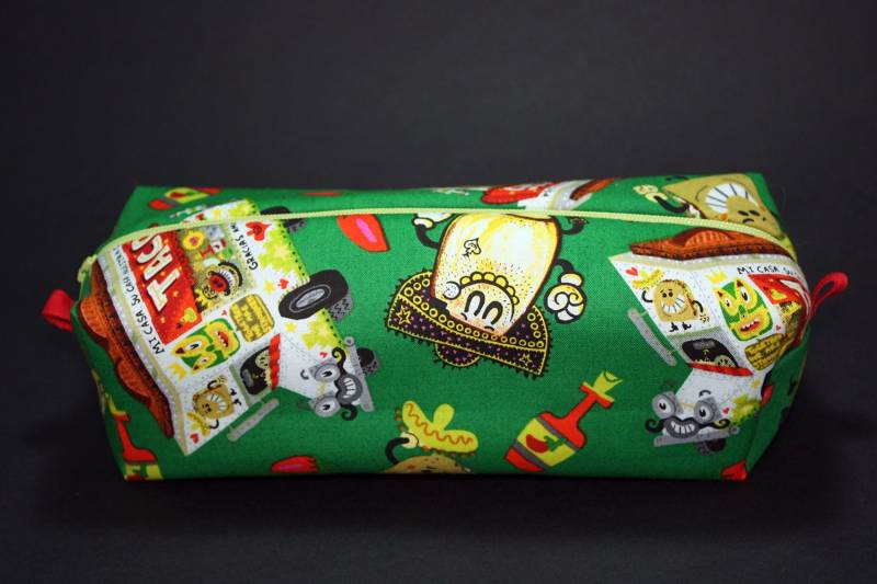 Kastig Kosmetiktasche - Heiße Tamale Taco Truck Druck Bleistift-Beutel Jorge Gutierez von JustPeachyHandmade
