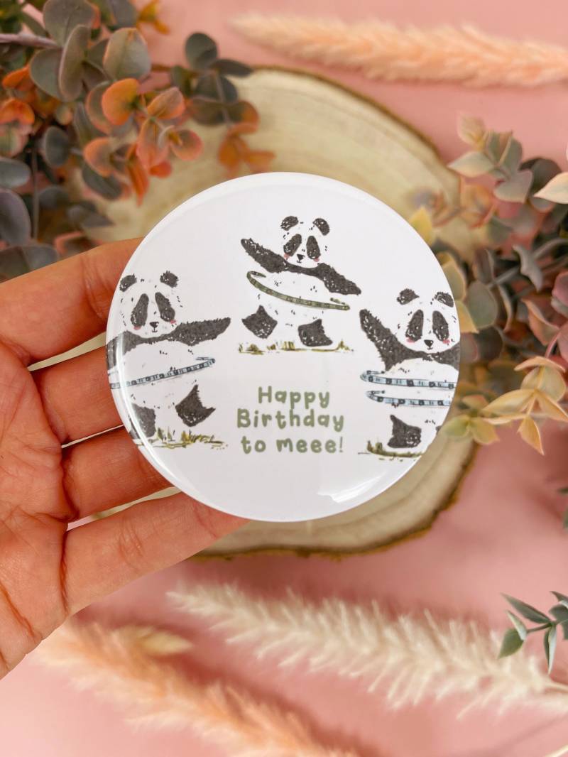 Panda Anstecker - Geburtstag Buttons Pin Back Geschenk von JustSmileDesigns