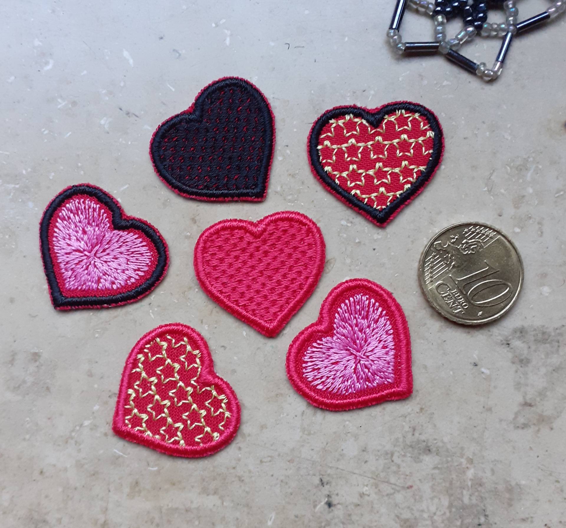 Patches Ab 2st. Herzchen, Applikation Aufbügelbare Miniherzen Gestickt, Bügelherzchen Patches Ab 2st. Herzchen, Applikation Aufbügelbare Miniherzen Gestickt, Bügelherzchen von JustTinasart