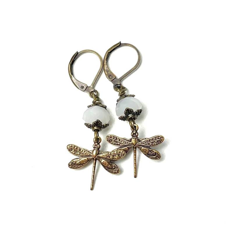 Bronzene Vintage Ohrringe Libelle Mit Creme Weißer Glasschliffperle - Geschenkidee Handmade Just Trisha von JustTrisha