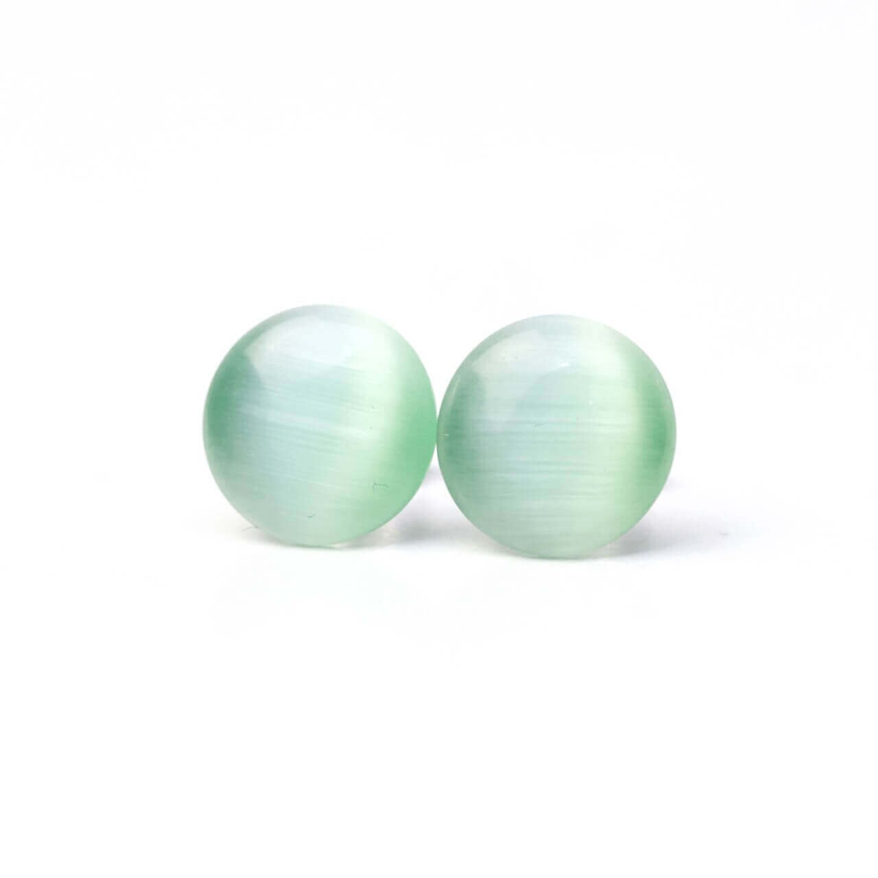 Edelstahl Cateye Ohrstecker in Mint Grün - Geschenkidee Just Trisha Edelstahl Cateye Ohrstecker in Mint Grün - Geschenkidee Just Trisha von JustTrisha