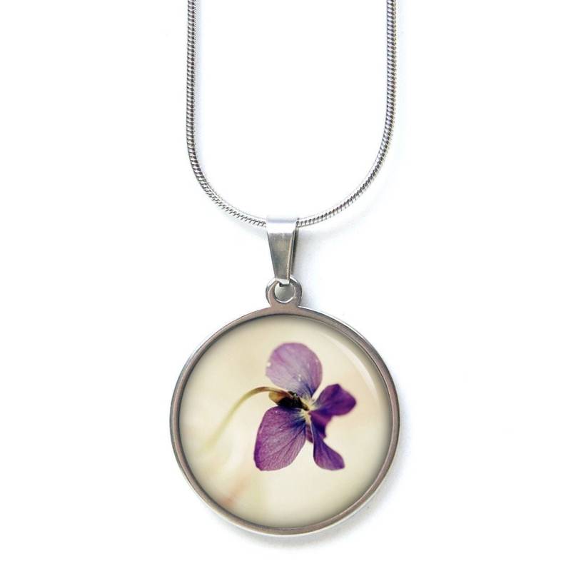 Edelstahl Kette Zarte Violette Orchidee Orchideen - Geschenkidee Von Just Trisha von JustTrisha