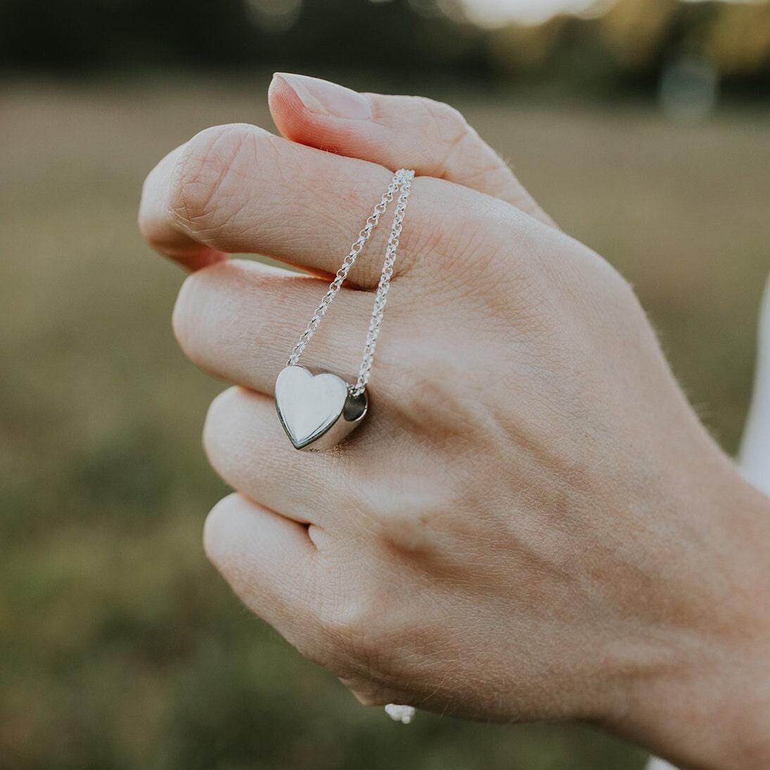 Personalisierte Asche Andenken Urne Halskette - Haustier-Denkmal von JustVial
