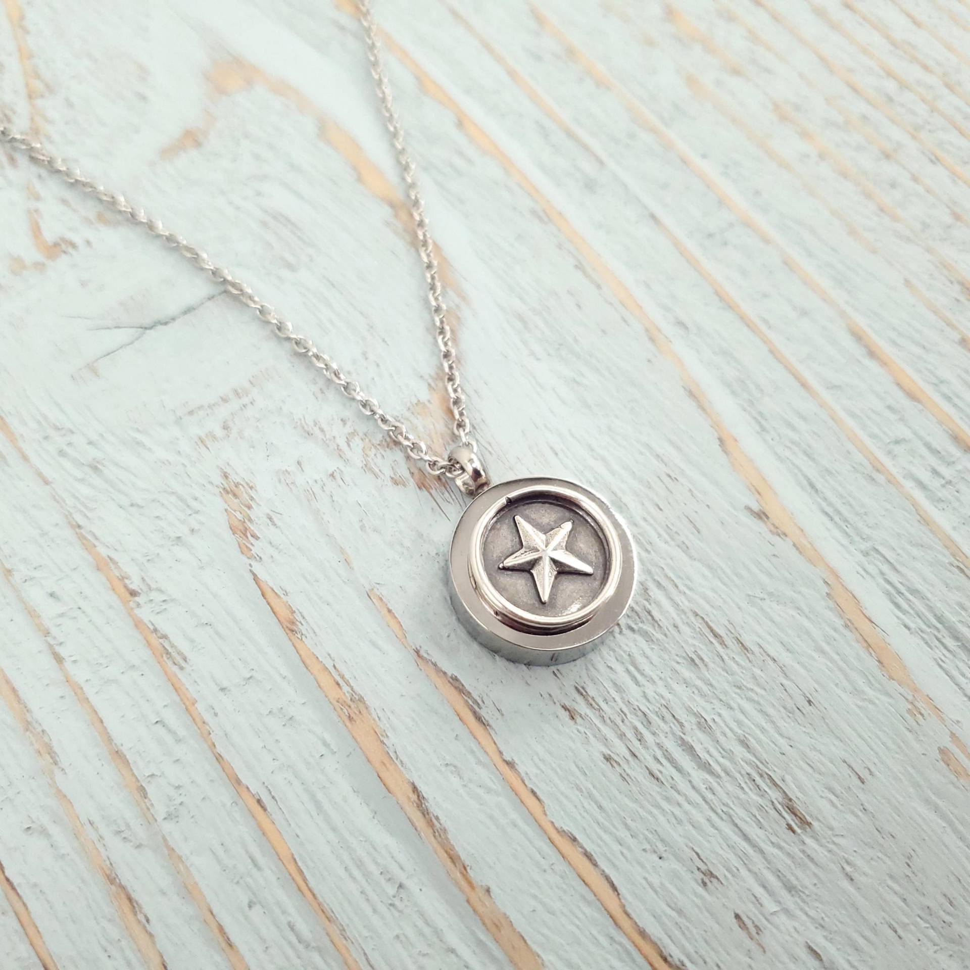 Urne Anhänger Aus Sterlingsilber Stern Urne Gravur, Fingerabdruck, Handschrift, Hund, Katze, Haustier, Nase, Pfotenabdruck von JustVial