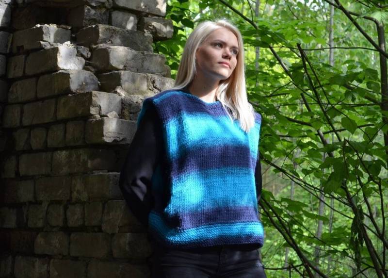 Strickweste Blau Warm Und Gemütlich. Merinowolle Strickweste. Übergroße Xs - M Größe. Handwäsche von JustWoolly