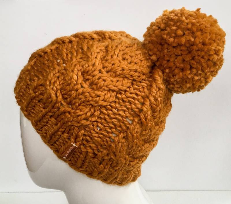 Grobstrick Zopfmuster Mütze Butterscotch Slouchy Winter Beanie von JustaGuyKnits
