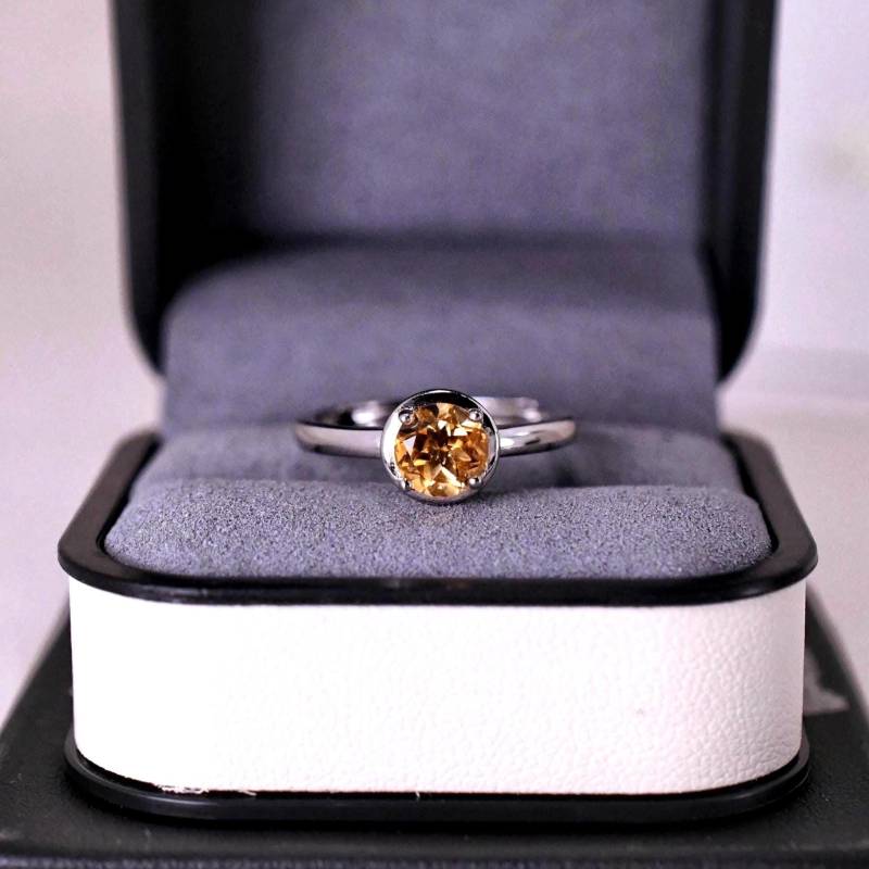 Citrin Ring, Echter Sterling Silber Solitär Dünner Verstellbar & Perfektes Geschenk Für Frau Citrin Ring, Echter Sterling Silber Solitär Dünner Verstellbar & Perfektes Geschenk Für Frau von JustringSJ