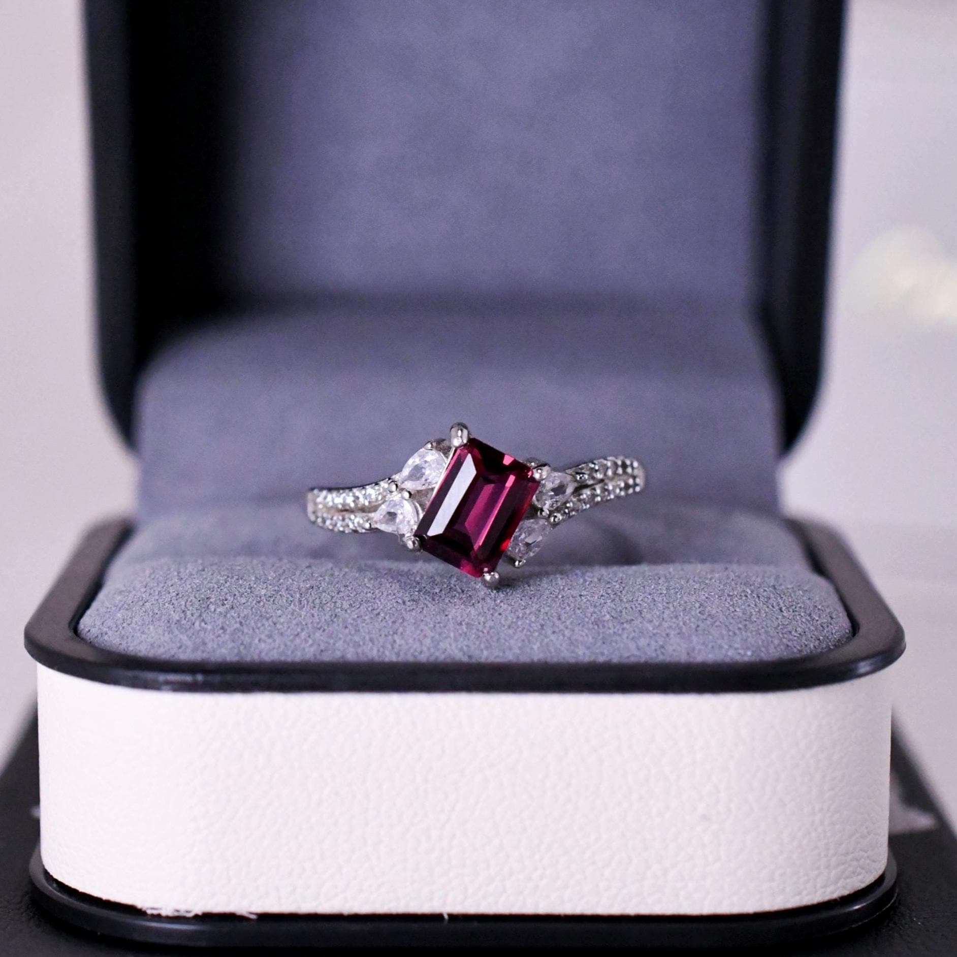 Exquisiter Natürlicher Granat Ring 18K Gelbgold-Veredelt 925Er Silberring Verstellbarer Geschenk Für Frau von JustringSJ