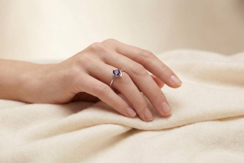 Lila Spinell Ring Natürlicher Violetter 5×6 Mm Wellen Design 925 Silber Verstellbar Zierlicher Edelsteinring von JustringSJ