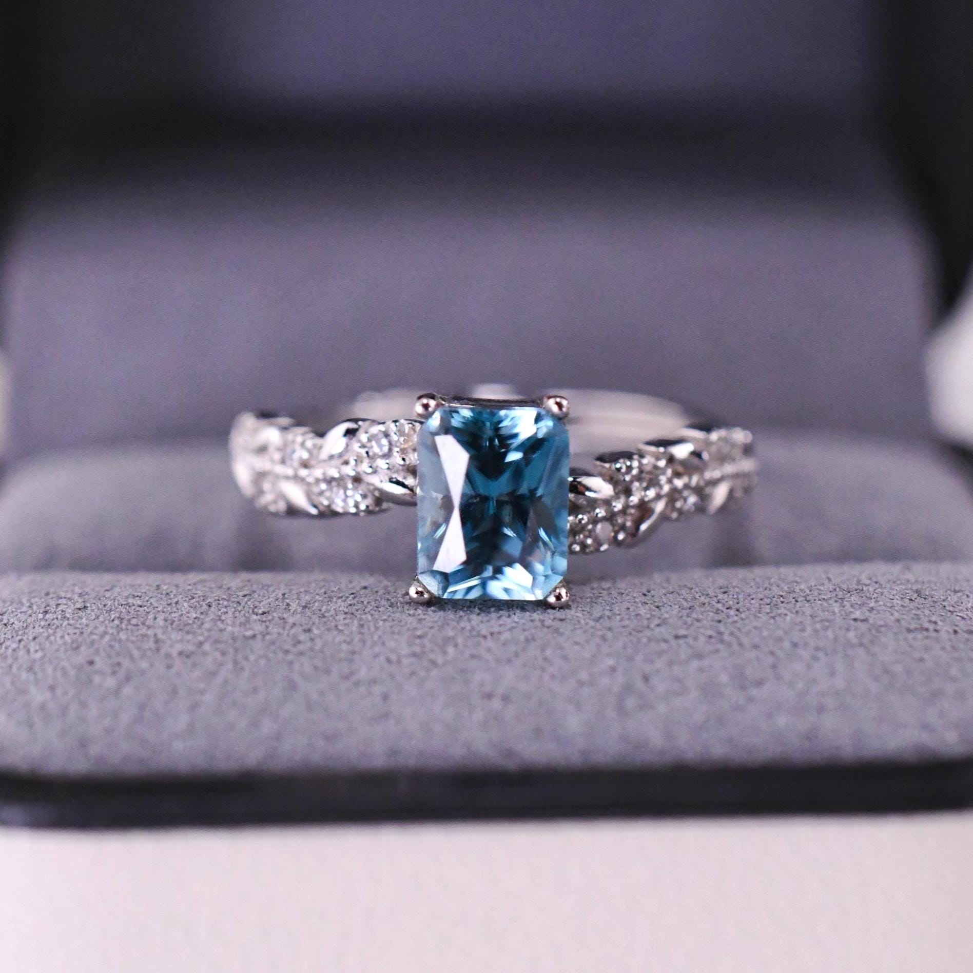 Luxuriöser Apatit-Ring Natürlicher Apatite Ring 925 Silber & 18K Weißgold Vergoldet Stilvolles Geschenk Für Jeden Anlass Verstellbar von JustringSJ