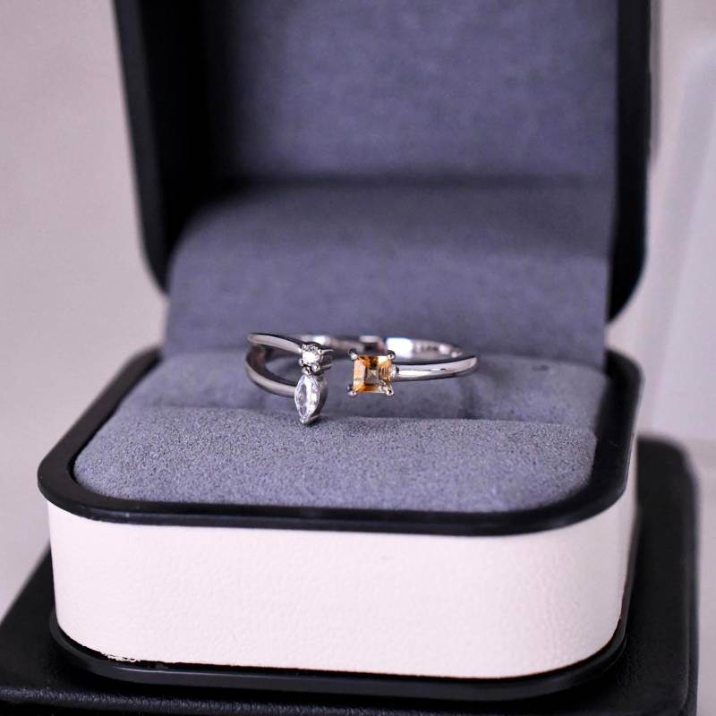 Natürlicher Citrin Ring 925Er Sterlingsilber Vergoldet Verstellbar Statement-Schmuckgeschenk Verlobungsring Natürlicher Citrin Ring 925Er Sterlingsilber Vergoldet Verstellbar Statement-Schmuckgeschenk Verlobungsring von JustringSJ