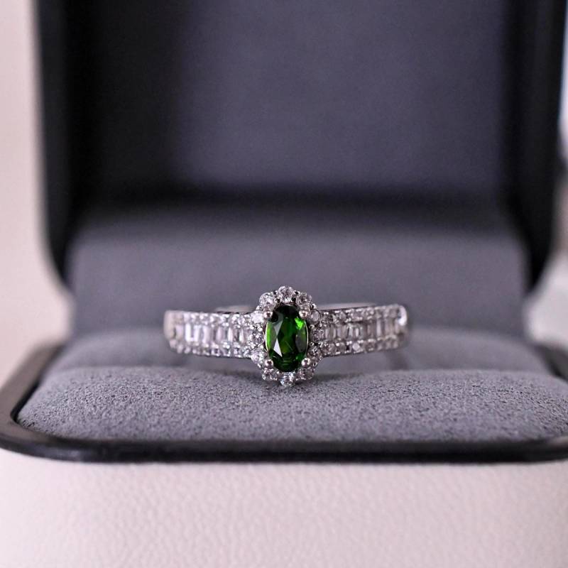 Natürlicher Diopsid Ring 925Er Sterlingsilber Vergoldet Verstellbar Schmuck Geschenk Für Frau Brautjungfer Geschenke Natürlicher Diopsid Ring 925Er Sterlingsilber Vergoldet Verstellbar Schmuck Geschenk Für Frau Brautjungfer Geschenke von JustringSJ