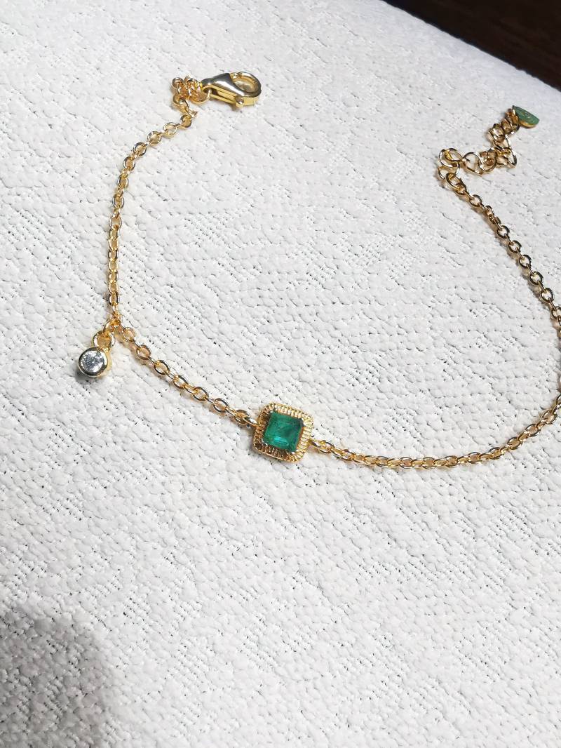 Natürlicher Smaragd Geburtsstein Armband Personalisierter Edelstein Schmuck Geburtstagsgeschenk Einstellbar Bis 18-19cm von JustringSJ