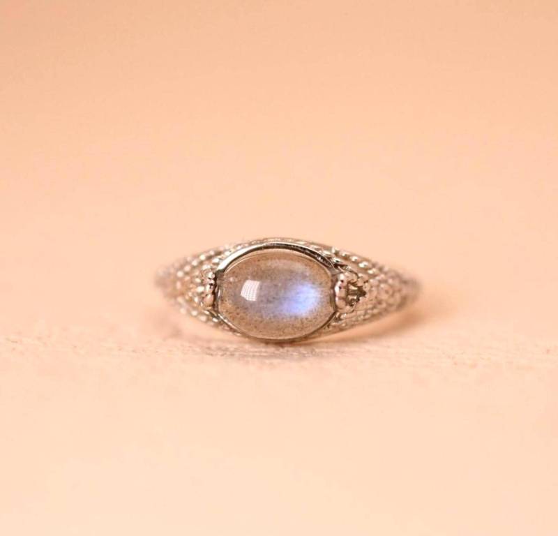 Ovaler Labradorit-Ring Aus 925Er Silber, Antiken Stil Mit Natürlichem Labradorit, Größenverstellbar von JustringSJ