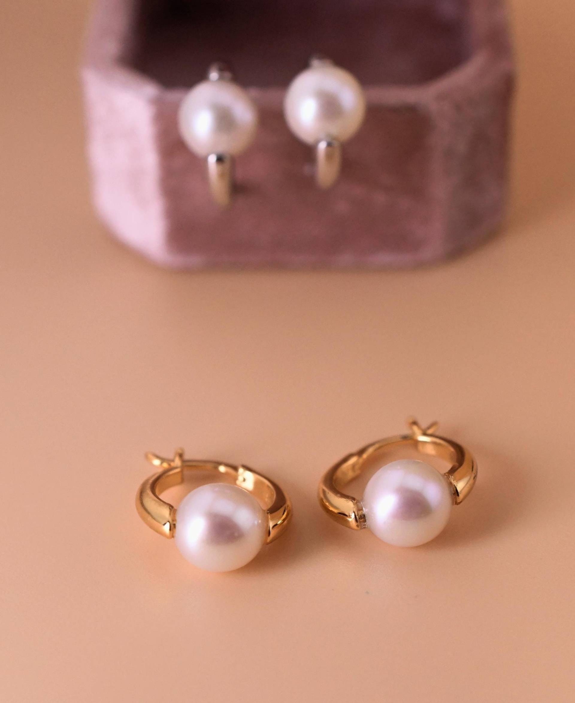 Perlen-Ohrringe Mit Natürlichen Süßwasserperlen Perfekte Hochzeits Ohrringe Brautjungfern Schmuck Perlen-Ohrringe Mit Natürlichen Süßwasserperlen Perfekte Hochzeits Ohrringe Brautjungfern Schmuck von JustringSJ