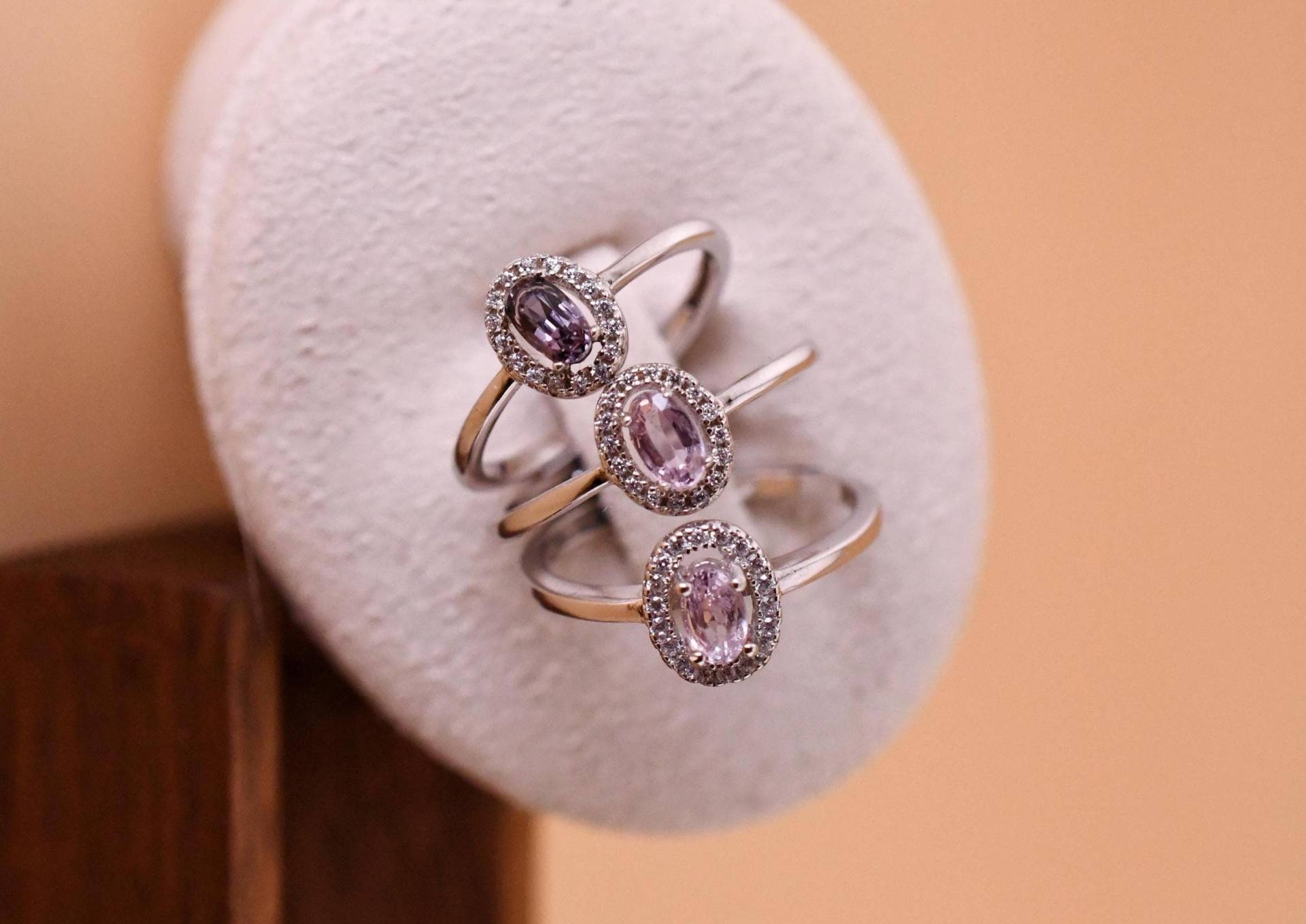 Spinell Diana Ring Natürlicher 925Er Silberring, Mit 18K Weißgold Vergoldet Verstellbarer Geschenk Für Frau Spinell Diana Ring Natürlicher 925Er Silberring, Mit 18K Weißgold Vergoldet Verstellbarer Geschenk Für Frau von JustringSJ