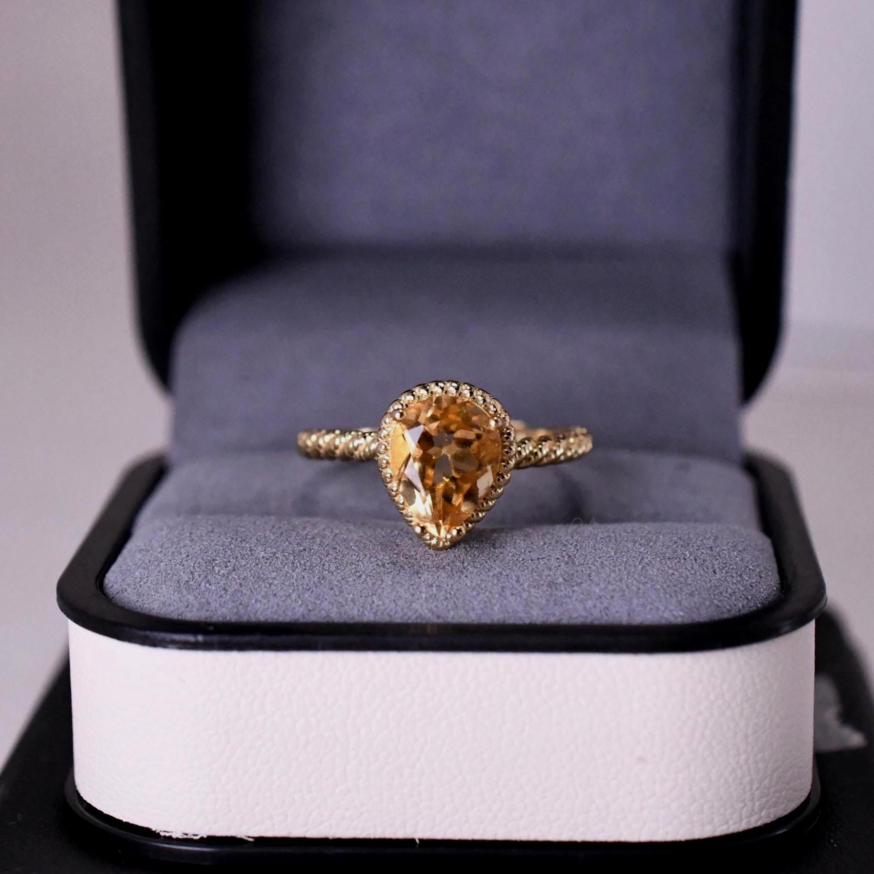 Tropfenförmiger Citrin-Ring 925 Sterling Silber Natürlicher Citrin November Geburtsstein Geschenk Für Sie Tropfenförmiger Citrin-Ring 925 Sterling Silber Natürlicher Citrin November Geburtsstein Geschenk Für Sie von JustringSJ