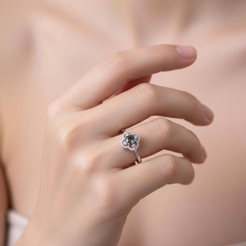 Vintage Stil Blüten-Ring Handgefertigt Aus Sterling Silber Natürlicher Spinell 925 Ring Verstellbar Vintage Stil Blüten-Ring Handgefertigt Aus Sterling Silber Natürlicher Spinell 925 Ring Verstellbar von JustringSJ