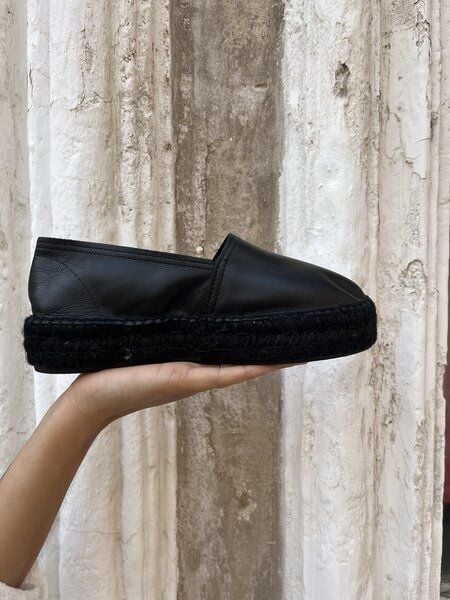 Jutelaune Black Slippers von Jutelaune