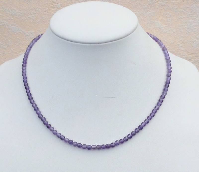 Edelsteinkette 42cm Amethyst Halskette Mit 4mm Perlen Collier von Juttamar