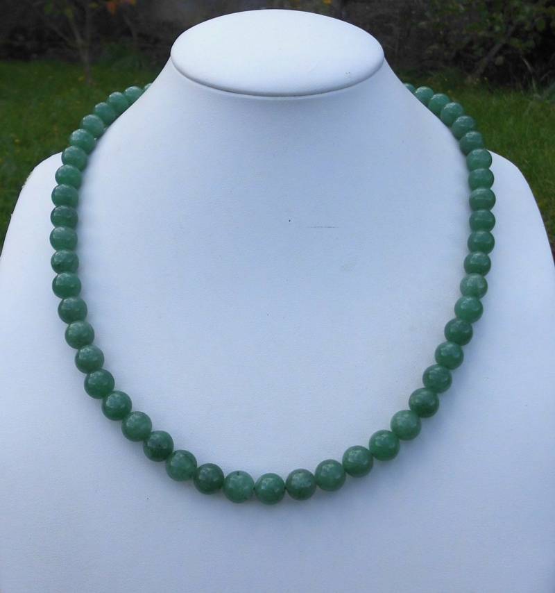 Edelsteinkette Aventurin - 60cm Halskette 9mm Kugeln Collier Edelsteinkette Aventurin - 60cm Halskette 9mm Kugeln Collier von Juttamar
