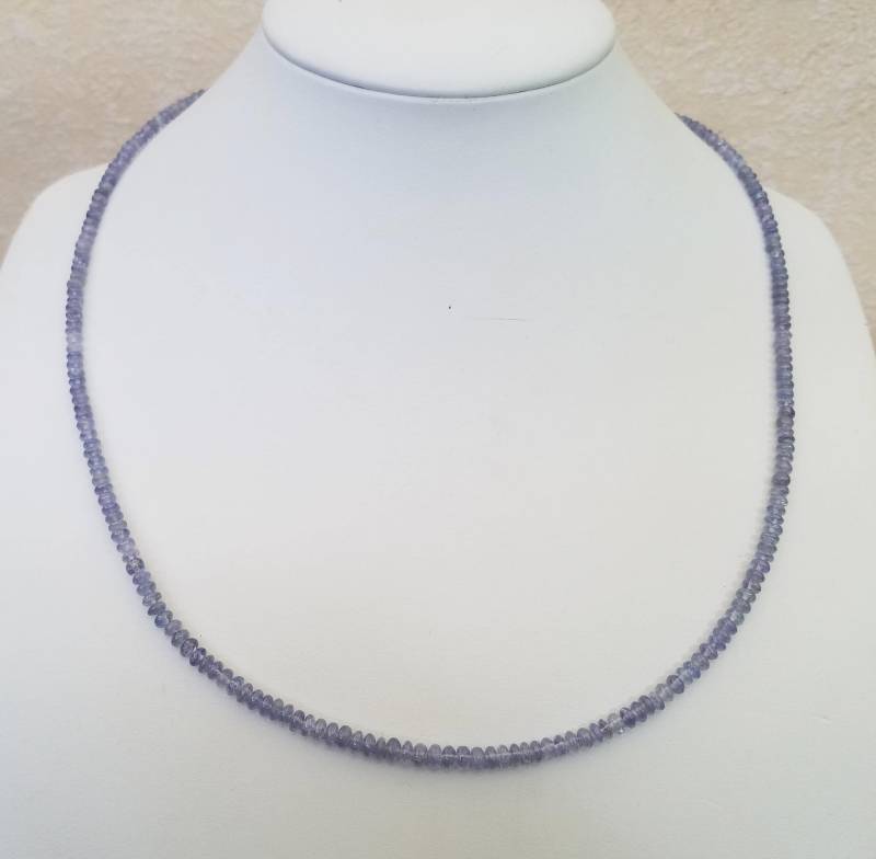 Edelsteinkette Echt Tanzanit Ca.50cm Halskette Mit 3, 2-4, 3mm Perlen Collier Edelsteinkette Echt Tanzanit Ca.50cm Halskette Mit 3, 2-4, 3mm Perlen Collier von Juttamar