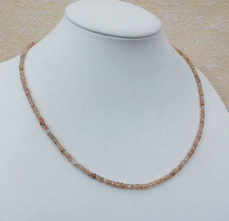Edelsteinkette Erdbeerquarz 45cm Halskette - 3-3, 5mm Facettierten Rondelle Collier Edelsteinkette Erdbeerquarz 45cm Halskette - 3-3, 5mm Facettierten Rondelle Collier von Juttamar