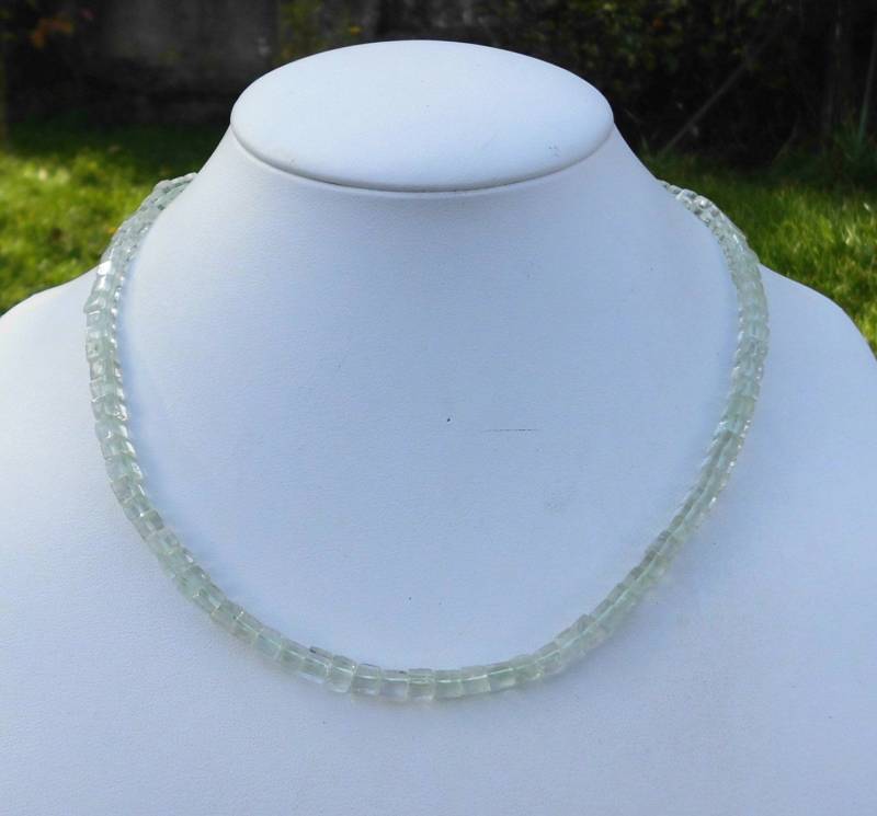 Edelsteinkette Grün Amethyst - 43-45cm Halskette 4, 5mm Würfel Collier Edelsteinkette Grün Amethyst - 43-45cm Halskette 4, 5mm Würfel Collier von Juttamar