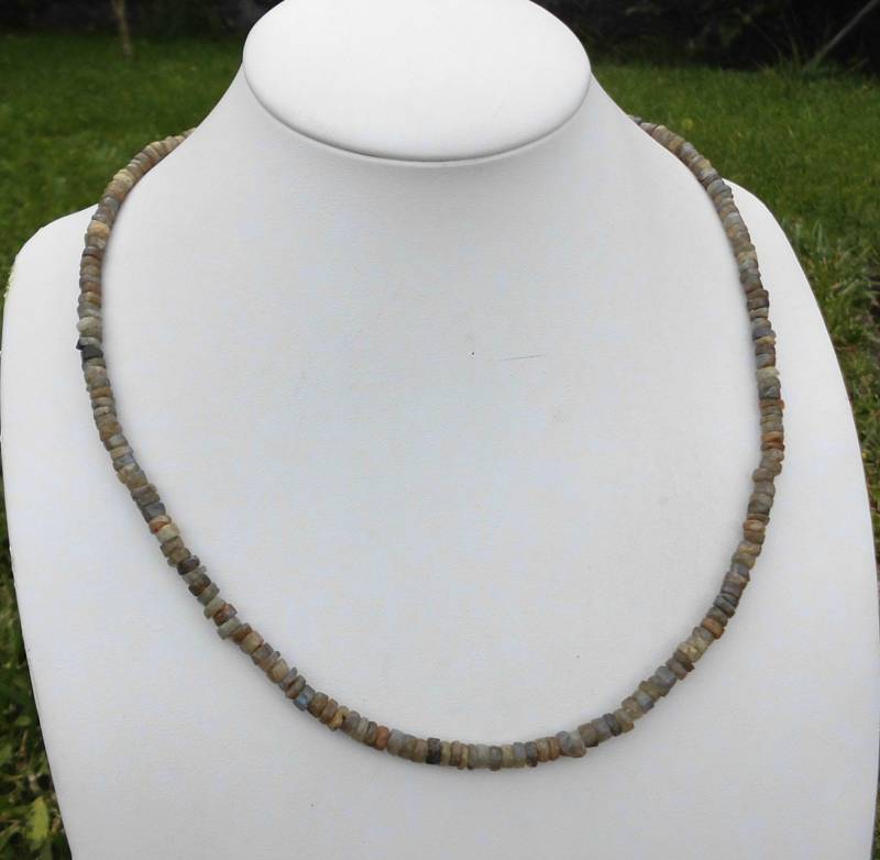Edelsteinkette Labradorit - 50 cm Halskette 4, 5-5 Mm Scheiben Collier Edelsteinkette Labradorit - 50 cm Halskette 4, 5-5 Mm Scheiben Collier von Juttamar
