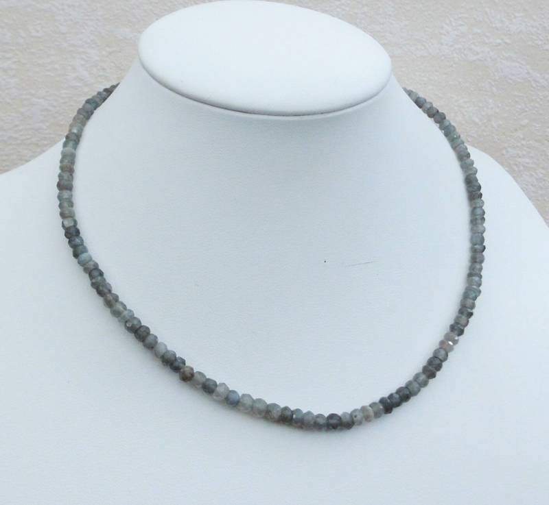 Edelsteinkette Mondstein Ca. 42-44cm Halskette Mit 3, 5-4, 5mm Facettierten Perlen Collier Edelsteinkette Mondstein Ca. 42-44cm Halskette Mit 3, 5-4, 5mm Facettierten Perlen Collier von Juttamar