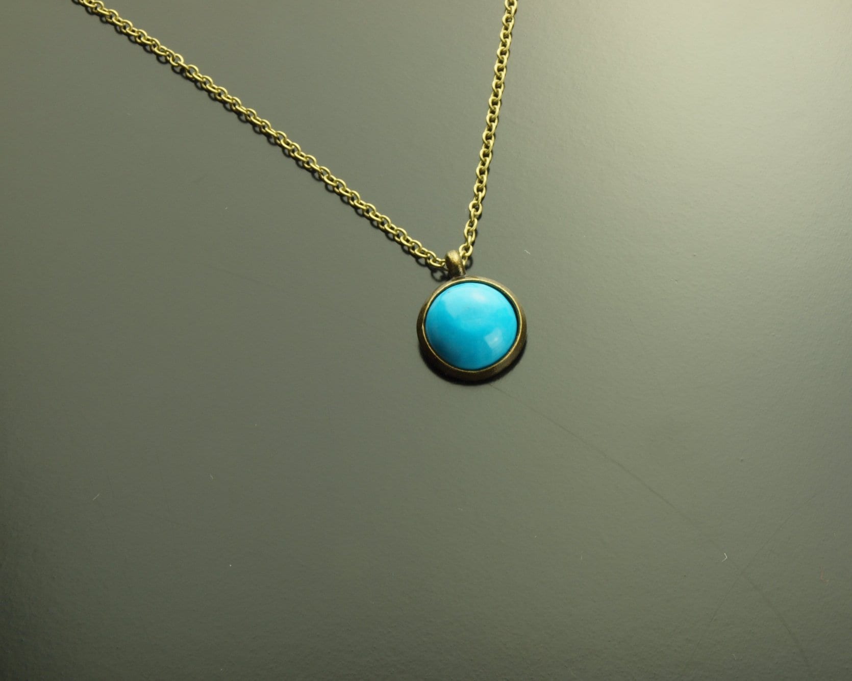 Kette Blauer Türkis Edelstein Anhänger Bronze Kette Blauer Türkis Edelstein Anhänger Bronze von JuvelatoStones