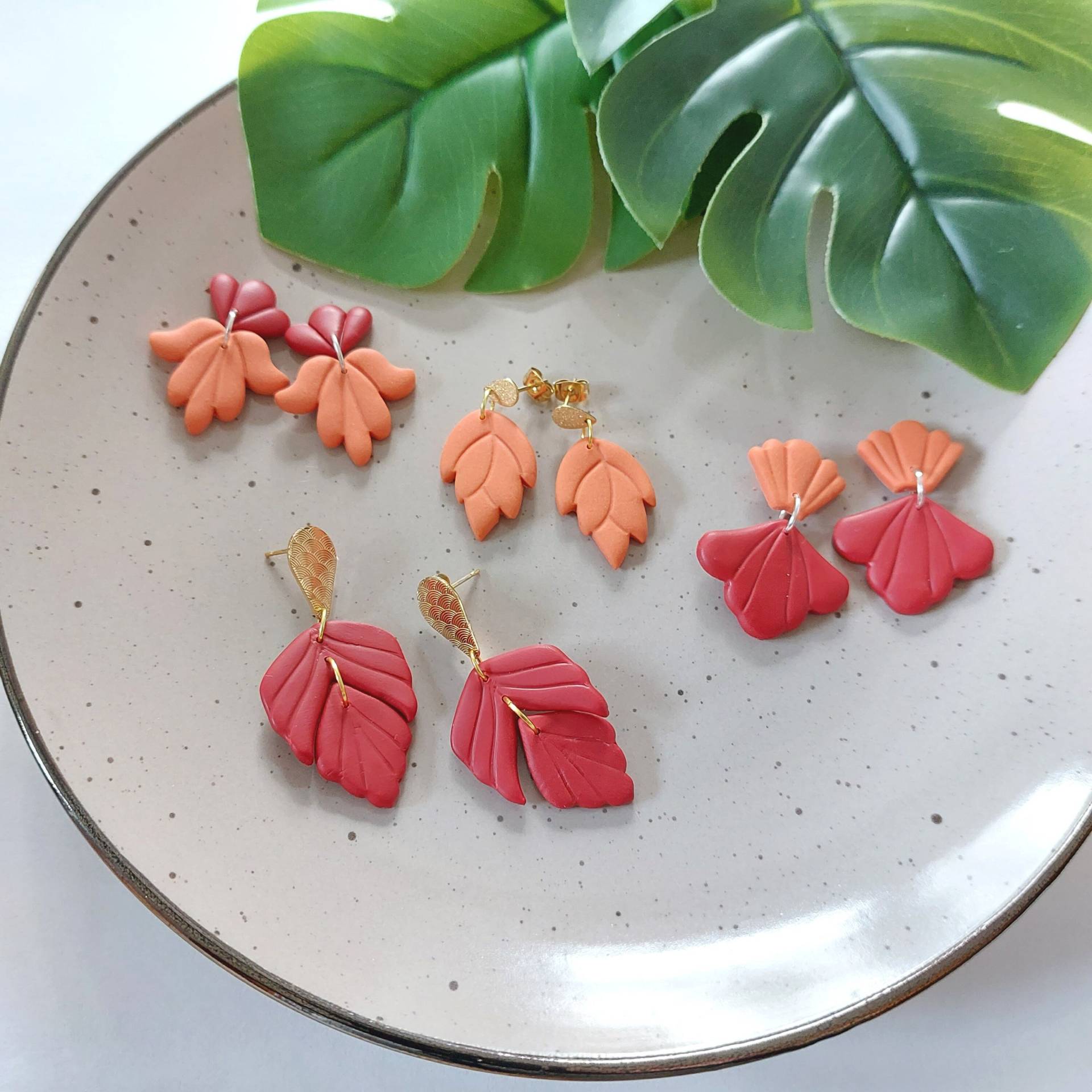 statement Ohrringe Polymer Clay Blätter Rot Orange Nach Wahl von JuvelatoStore