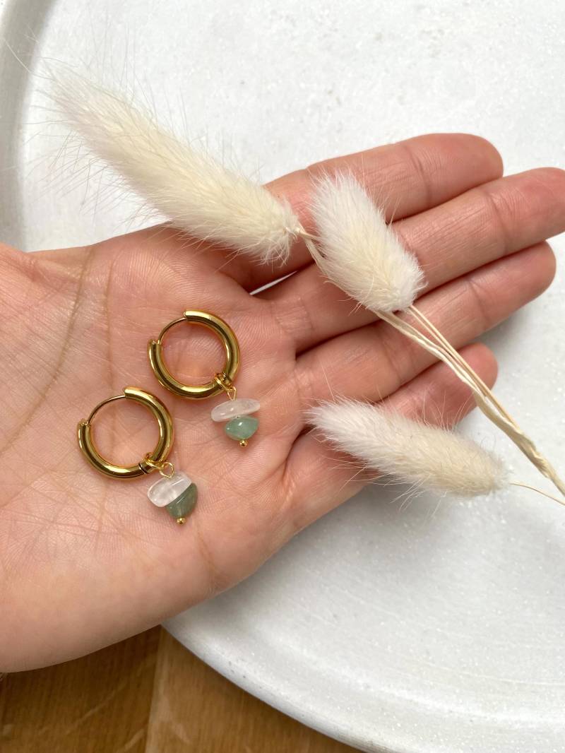Creole Mit Aventurin Und Mondstein 18K Vergoldet Dezent, Zeitlos, Edel Edelstein Ohrring Hoop Handgemacht Heilstein Creole Mit Aventurin Und Mondstein 18K Vergoldet Dezent, Zeitlos, Edel Edelstein Ohrring Hoop Handgemacht Heilstein von JuweLara