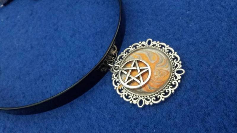 Pvc-Halsband Pvc-Halsband von JynxKnightDesigns