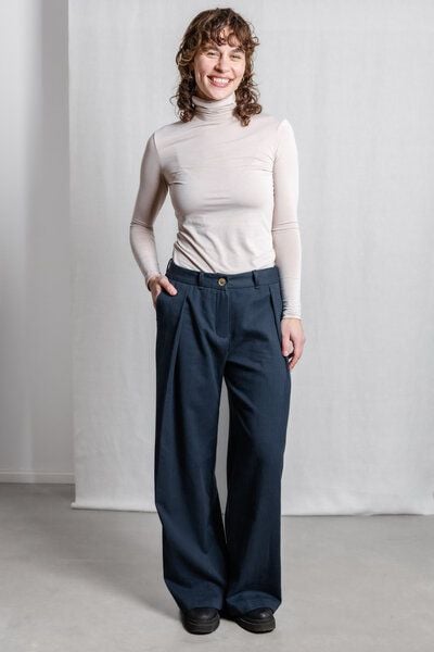 Jyoti - Fair Works Hose Meghana von Jyoti - Fair Works